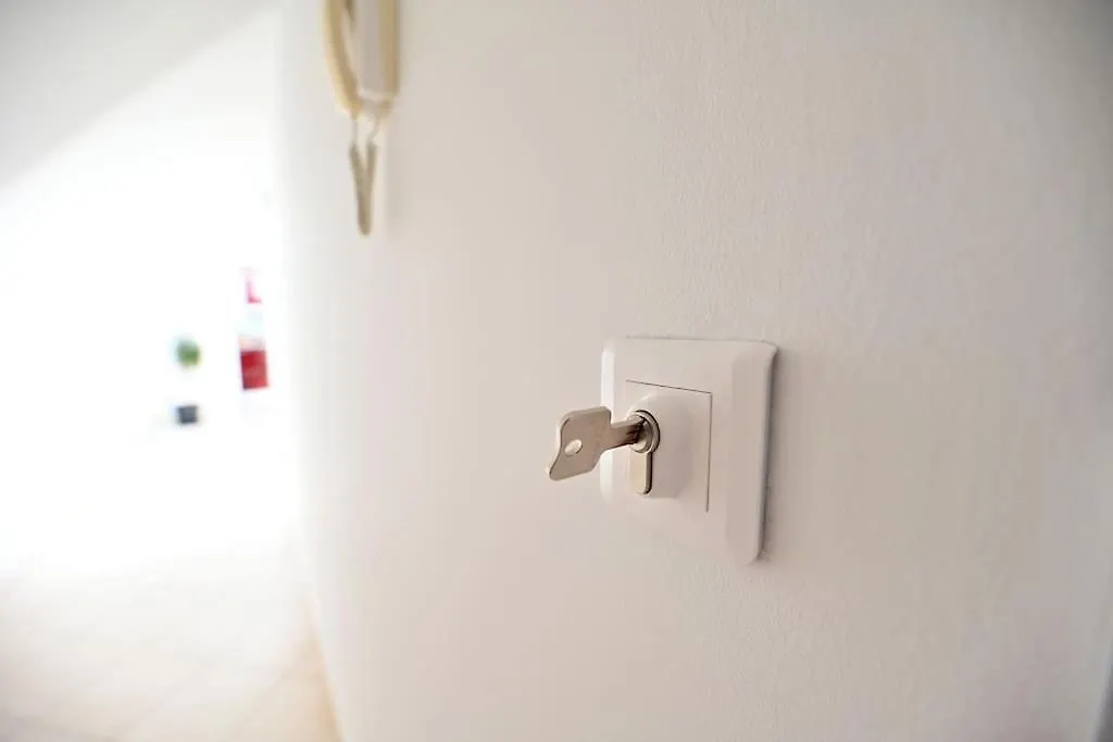 アパート Apartman L & Z Visnjik ザダル